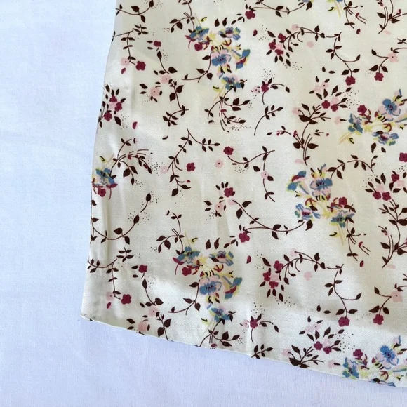 H&M | Floral Satin PJ Blouse - Picture 14 of 16